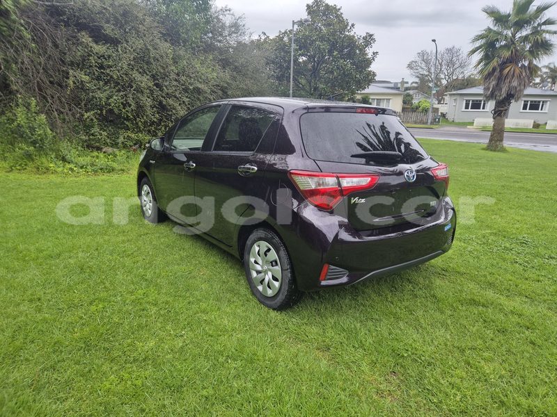 Big with watermark toyota vitz luanda province luanda 39417