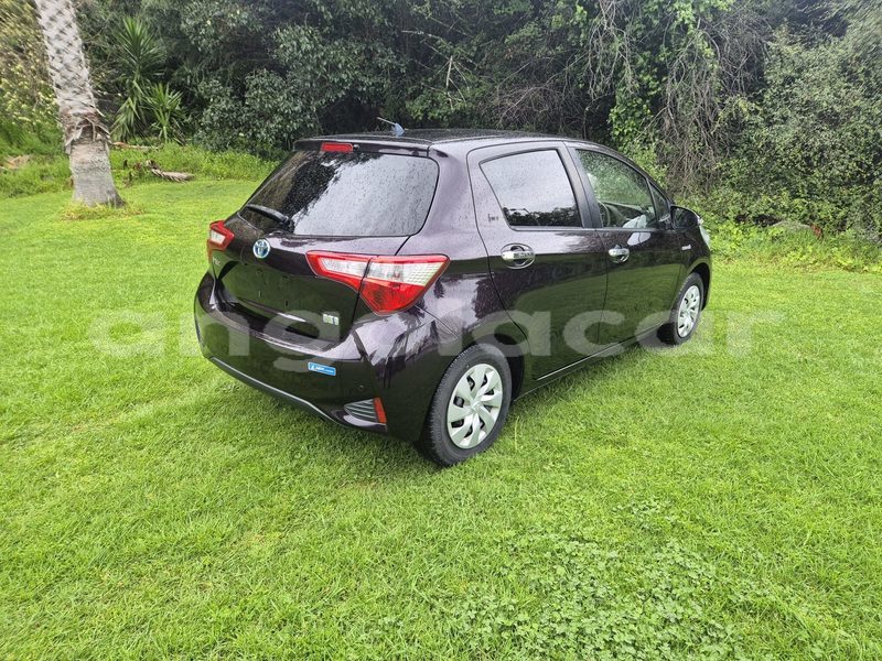 Big with watermark toyota vitz luanda province luanda 39417