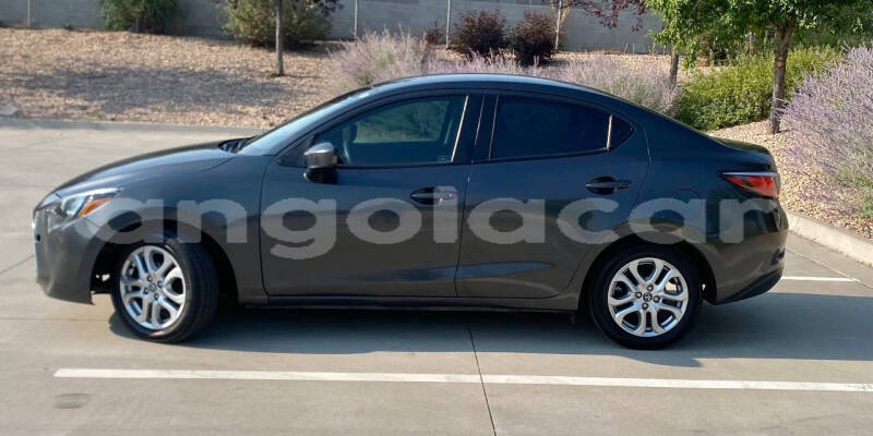 Big with watermark toyota yaris luanda province luanda 39425