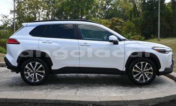 Comprar Usado Toyota Corolla Cross Verde Carro em Luanda em Luanda Province Comprar Usado Toyota Corolla Cross Verde Carro em Luanda em Luanda Province