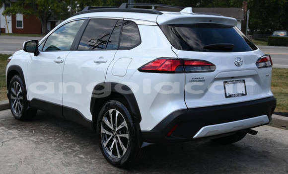 Comprar Usado Toyota Corolla Cross Verde Carro em Luanda em Luanda Province Comprar Usado Toyota Corolla Cross Verde Carro em Luanda em Luanda Province