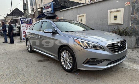 Comprar Usado Hyundai Sonata Outro Carro em Luanda em Luanda Province