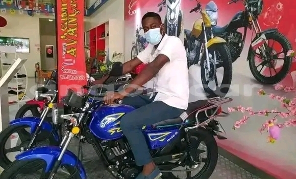 Buy Used Beijing BJ2020 Silver Car in Luanda in Luanda Province Buy Used Beijing BJ2020 Silver Car in Luanda in Luanda Province