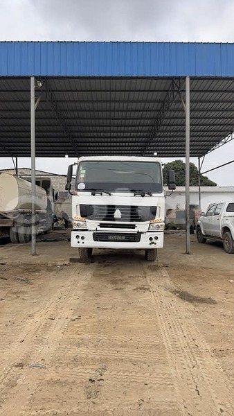 Big with watermark citroen jumper cabinda cabinda 39463