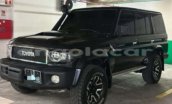 Buy Used Toyota Land Cruiser Black Car in Cuito in Province of Bié Buy Used Toyota Land Cruiser Black Car in Cuito in Province of Bié