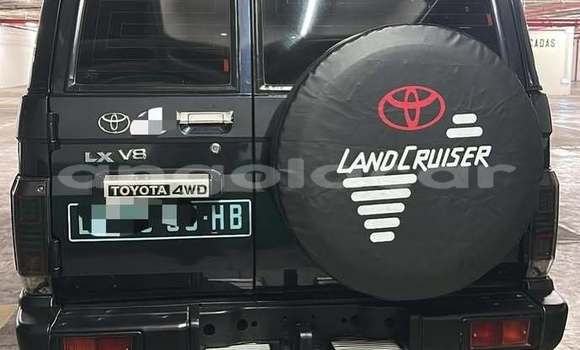 Buy Used Toyota Land Cruiser Black Car in Cuito in Province of Bié Buy Used Toyota Land Cruiser Black Car in Cuito in Province of Bié