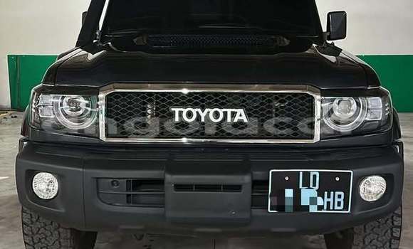 Buy Used Toyota Land Cruiser Black Car in Cuito in Province of Bié Buy Used Toyota Land Cruiser Black Car in Cuito in Province of Bié