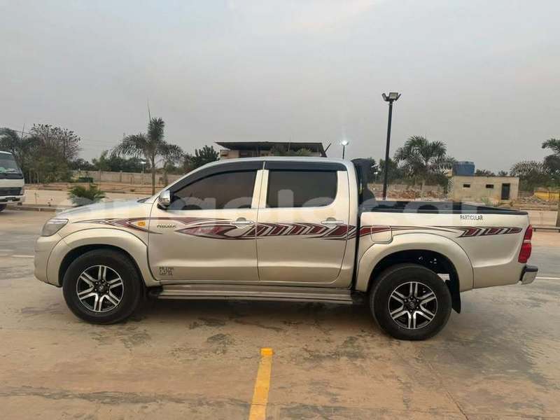 Big with watermark toyota hilux zaire m banza kongo 39468