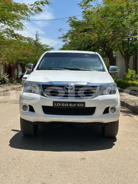 Big with watermark toyota hilux zaire m banza kongo 39468