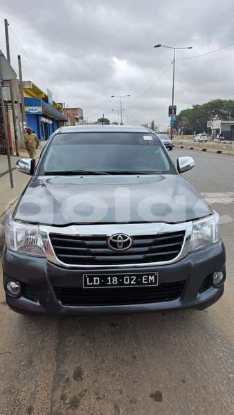 Big with watermark toyota hilux bie camacupa 39471