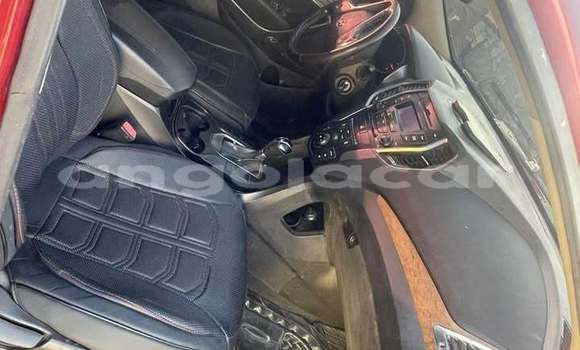 Buy Used Hyundai Santa Fe Red Car in Caala in Huambo Buy Used Hyundai Santa Fe Red Car in Caala in Huambo