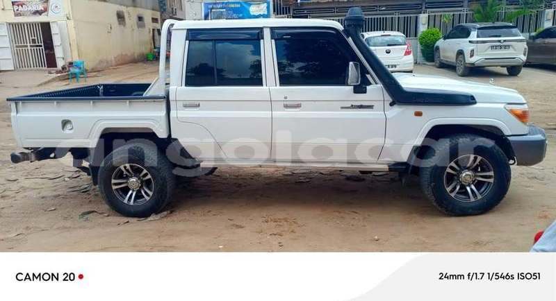 Big with watermark toyota land cruiser benguela lobito 39475