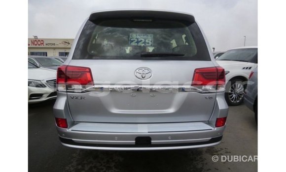 Comprar Importar Toyota Land Cruiser Outro Carro em Import - Dubai em Bengo Province Comprar Importar Toyota Land Cruiser Outro Carro em Import - Dubai em Bengo Province