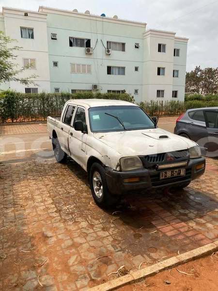 Big with watermark mitsubishi l200 luanda province luanda 39490