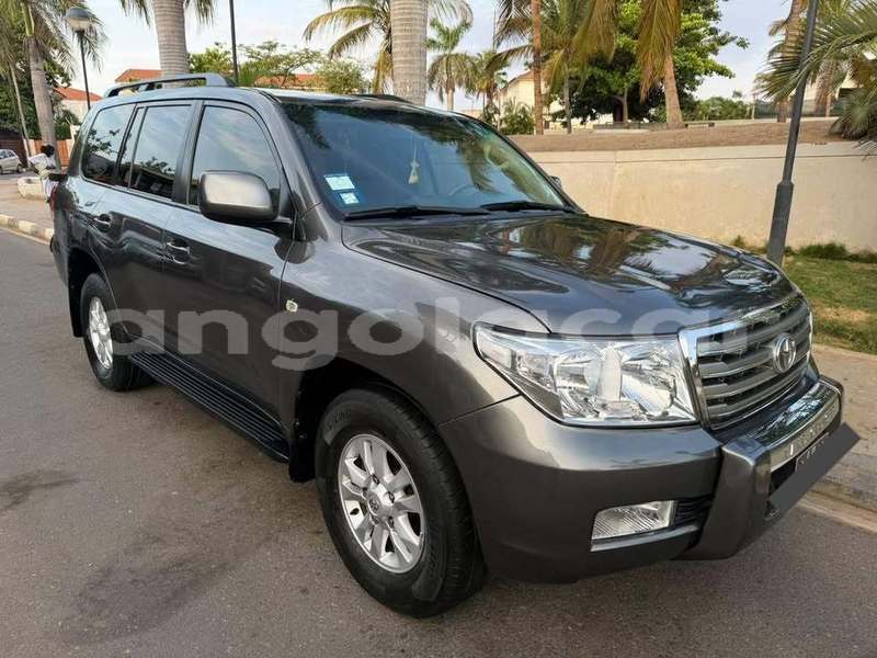 Big with watermark toyota land cruiser luanda province luanda 39491