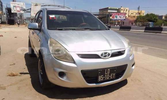 Comprar Usado Hyundai i20 Outro Carro em Luanda em Luanda Province Comprar Usado Hyundai i20 Outro Carro em Luanda em Luanda Province