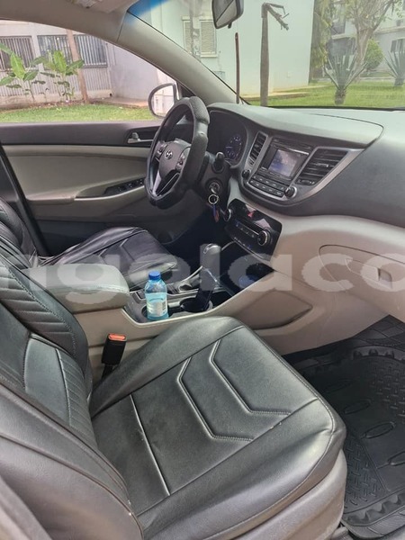 Big with watermark hyundai tucson luanda province luanda 39496