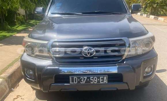 Comprar Usado Toyota Land Cruiser Azul Carro em Luanda em Luanda Province Comprar Usado Toyota Land Cruiser Azul Carro em Luanda em Luanda Province