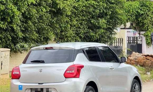 Comprar Usado Suzuki Swift Outro Carro em Luanda em Luanda Province Comprar Usado Suzuki Swift Outro Carro em Luanda em Luanda Province