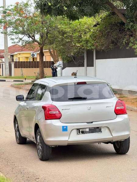 Big with watermark suzuki swift luanda province luanda 39499