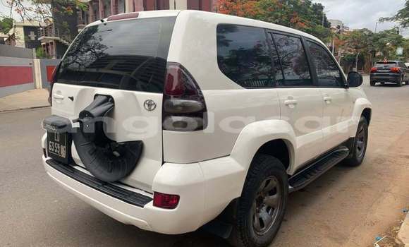 Comprar Usado Toyota Prado Branco Carro em Luanda em Luanda Province Comprar Usado Toyota Prado Branco Carro em Luanda em Luanda Province