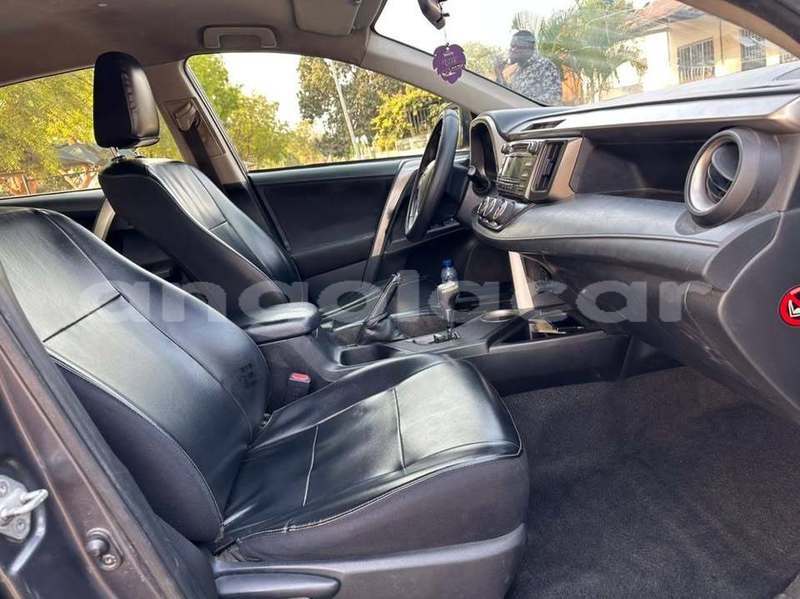 Big with watermark toyota rav4 luanda province luanda 39504