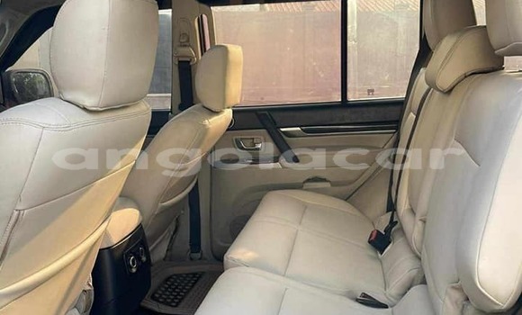 Comprar Usado Mitsubishi Pajero Preto Carro em Luanda em Luanda Province Comprar Usado Mitsubishi Pajero Preto Carro em Luanda em Luanda Province