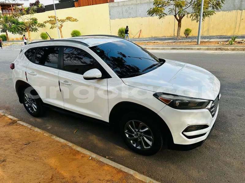Big with watermark hyundai tucson luanda province luanda 39508