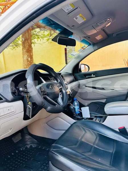 Big with watermark hyundai tucson luanda province luanda 39508