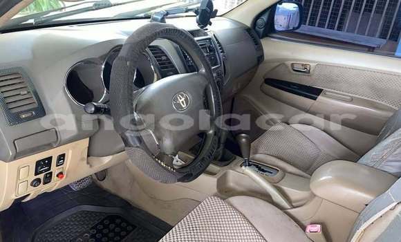 Comprar Usado Toyota Fortuner Preto Carro em Luanda em Luanda Province Comprar Usado Toyota Fortuner Preto Carro em Luanda em Luanda Province