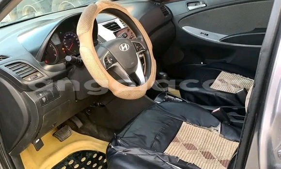 Comprar Usado Hyundai Accent Outro Carro em Camacupa em Bie