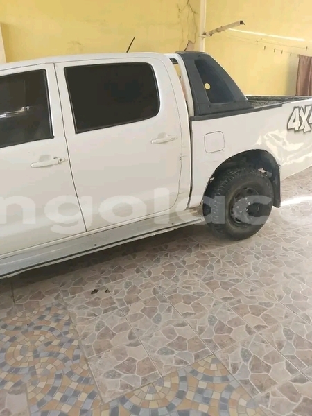 Big with watermark toyota hilux bie camacupa 39515