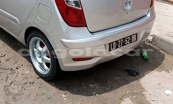 Comprar Usado Hyundai i10 Outro Carro em Kuito em Província do Bié Comprar Usado Hyundai i10 Outro Carro em Kuito em Província do Bié