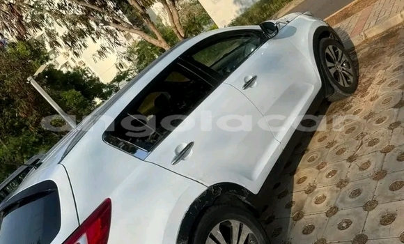 Comprar Usado Kia Sportage Outro Carro em Kuito em Província do Bié