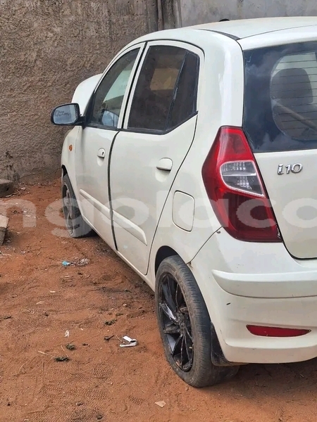 Big with watermark hyundai i10 bie camacupa 39525