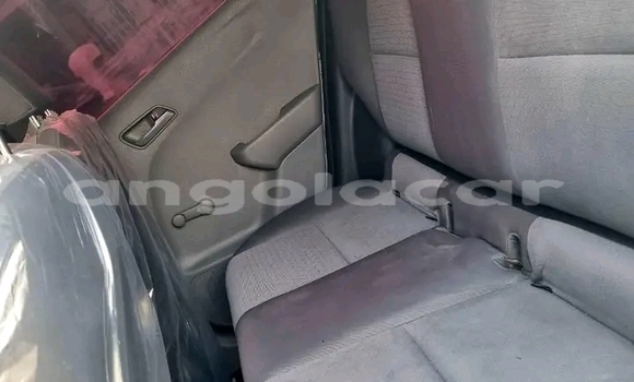 Comprar Usado Kia Morning Branco Carro em Huambo em Huambo
