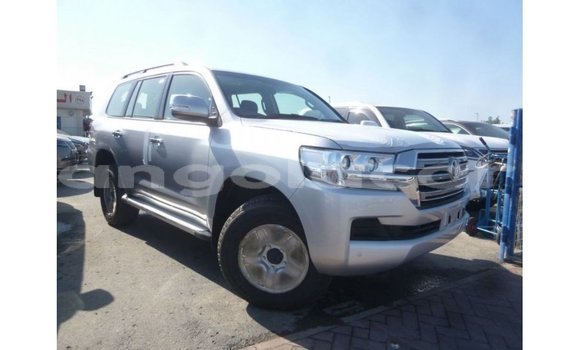 Comprar Importar Toyota Land Cruiser Outro Carro em Import - Dubai em Bengo Province Comprar Importar Toyota Land Cruiser Outro Carro em Import - Dubai em Bengo Province
