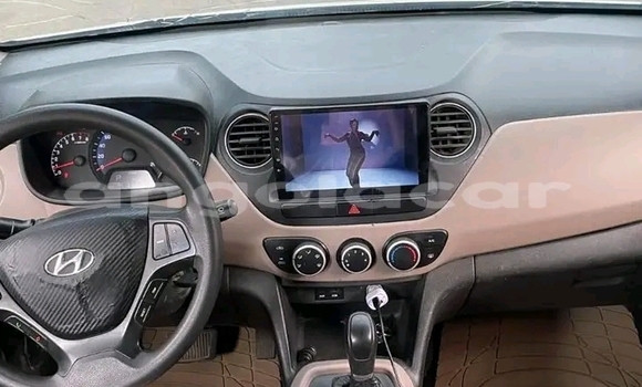 Buy Used Hyundai i10 White Car in Camacupa in Bie Buy Used Hyundai i10 White Car in Camacupa in Bie