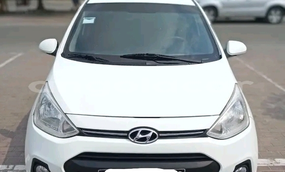 Buy Used Hyundai i10 White Car in Camacupa in Bie Buy Used Hyundai i10 White Car in Camacupa in Bie