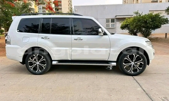 Buy Used Mitsubishi Pajero Other Car in Camacupa in Bie Buy Used Mitsubishi Pajero Other Car in Camacupa in Bie