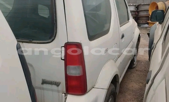 Comprar Usado Suzuki Jimny Branco Carro em Camacupa em Bie Comprar Usado Suzuki Jimny Branco Carro em Camacupa em Bie