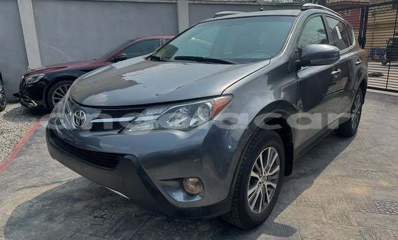 Comprar Usado Toyota RAV4 Outro Carro em Lobito em Benguela