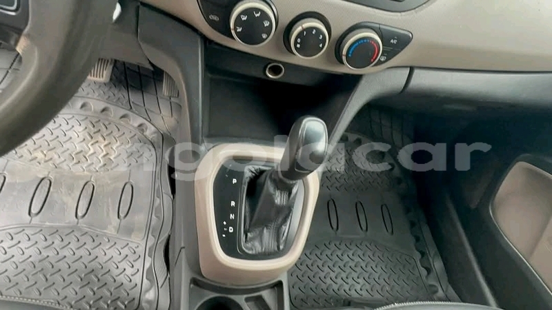 Big with watermark hyundai i10 luanda province luanda 39573