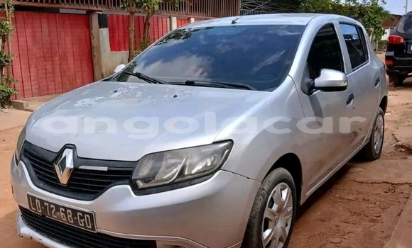 Buy Used Renault Sandero Other Car in Camabatela in Uige Buy Used Renault Sandero Other Car in Camabatela in Uige
