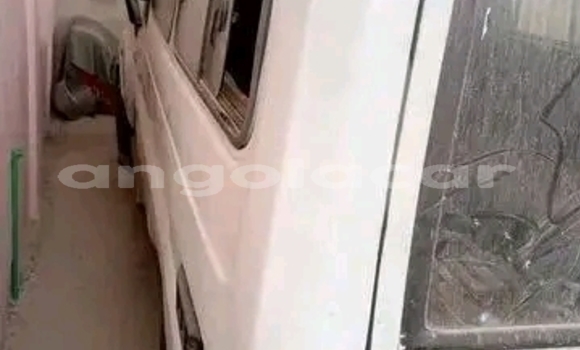 Buy Used Toyota Land Cruiser Prado White Car in Cuito in Province of Bié