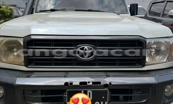 Comprar Usado Toyota Land Cruiser Branco Carro em Camacupa em Bie Comprar Usado Toyota Land Cruiser Branco Carro em Camacupa em Bie