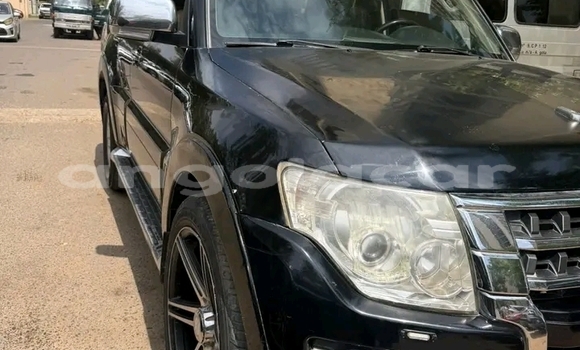 Buy Used Mitsubishi Pajero Silver Car in Camacupa in Bie Buy Used Mitsubishi Pajero Silver Car in Camacupa in Bie