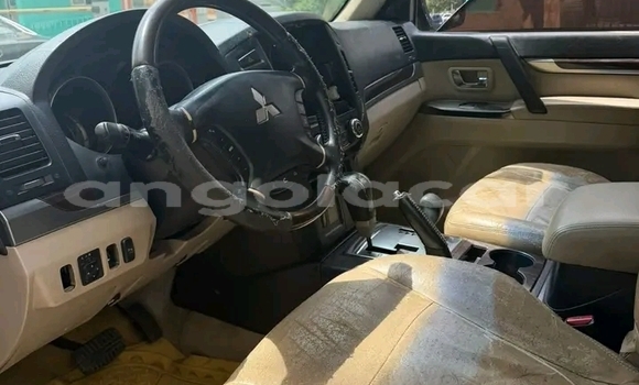 Buy Used Mitsubishi Pajero Silver Car in Camacupa in Bie Buy Used Mitsubishi Pajero Silver Car in Camacupa in Bie