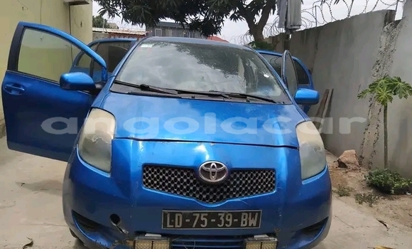 Comprar Usado Toyota Yaris Azul Carro em Leua em Moxico Comprar Usado Toyota Yaris Azul Carro em Leua em Moxico