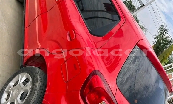 Buy Used Suzuki Escudo Red Car in Camacupa in Bie Buy Used Suzuki Escudo Red Car in Camacupa in Bie